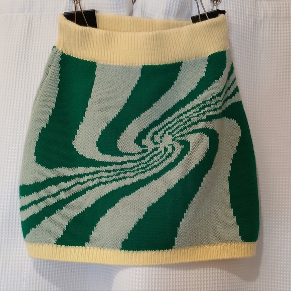 Collusion Dresses & Skirts - Collusion Psychadelic Knit Skirt / SIZE 2